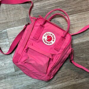 Fjallraven Kanken crossbody bag, pink